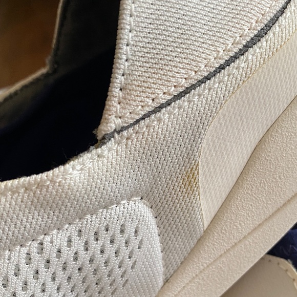 OLUKAI Men's White Casual Shoes - Picture 13 of 16